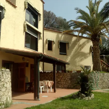 Serena Apartment *